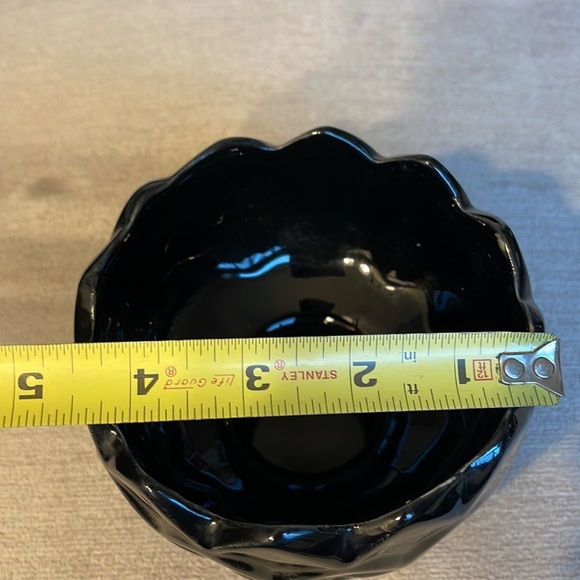VTG McCoy USA 599 Black Pottery 4” Pedestal Bowl Planter Vase 4.5” Wide - Picture 13 of 13